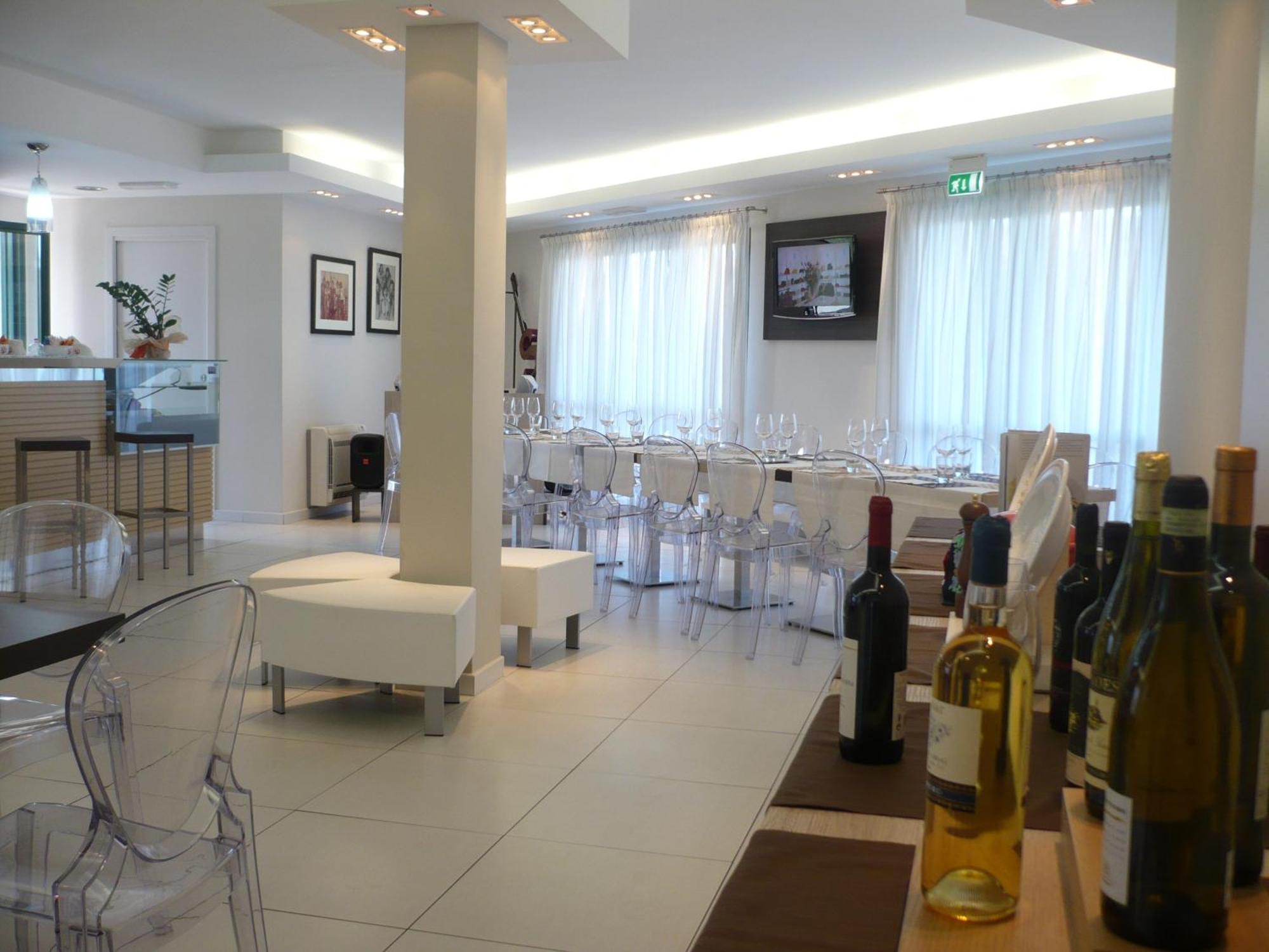 Hotel Ambrosio La Corte Olbia Ngoại thất bức ảnh